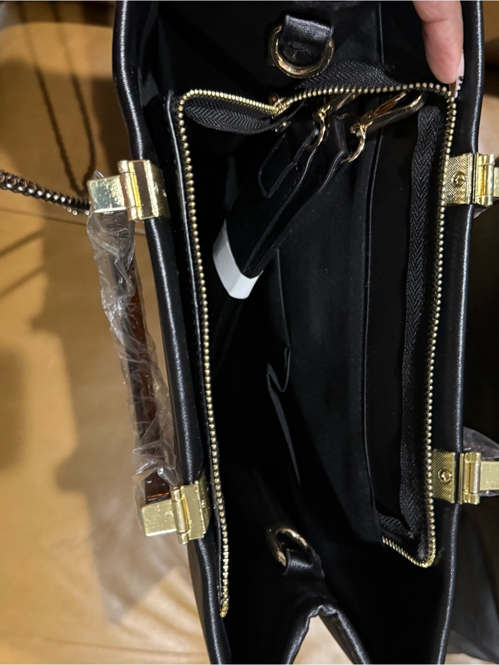 Black Leather Tote Bag - Picture 4 of 4